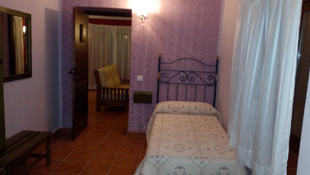 Apartamentos Rurales Casas De Los Maestros Talarrubias Exteriör bild
