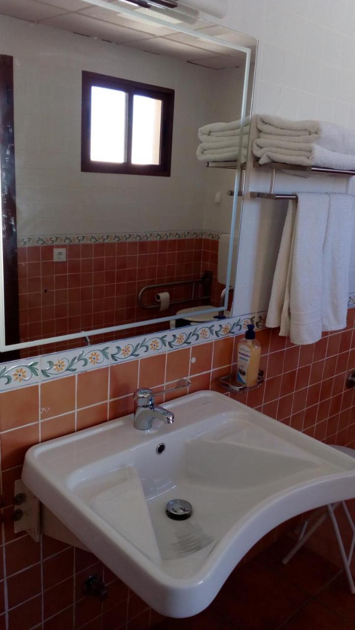 Apartamentos Rurales Casas De Los Maestros Talarrubias Exteriör bild
