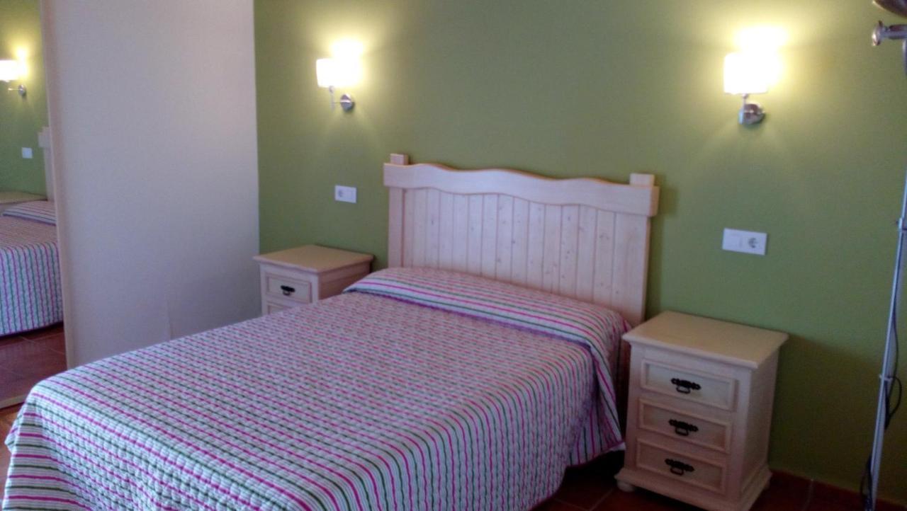 Apartamentos Rurales Casas De Los Maestros Talarrubias Exteriör bild